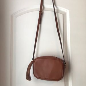 Brown tassel crossbody purse!